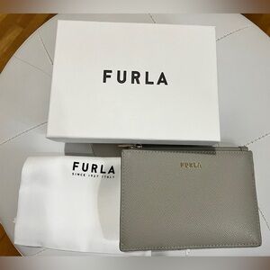Preowned Furla Women’s Leather Card Case Grey (Box and Dustbag Included) -1